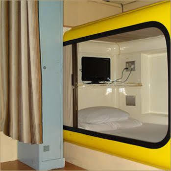 Capsule Hotel Shonan 藤沢市 エクステリア 写真